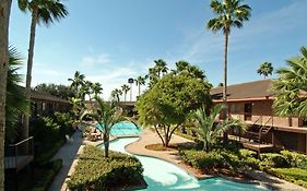 Palm Aire Hotel & Suites